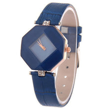 Load image into Gallery viewer, Leather Quartz Watch